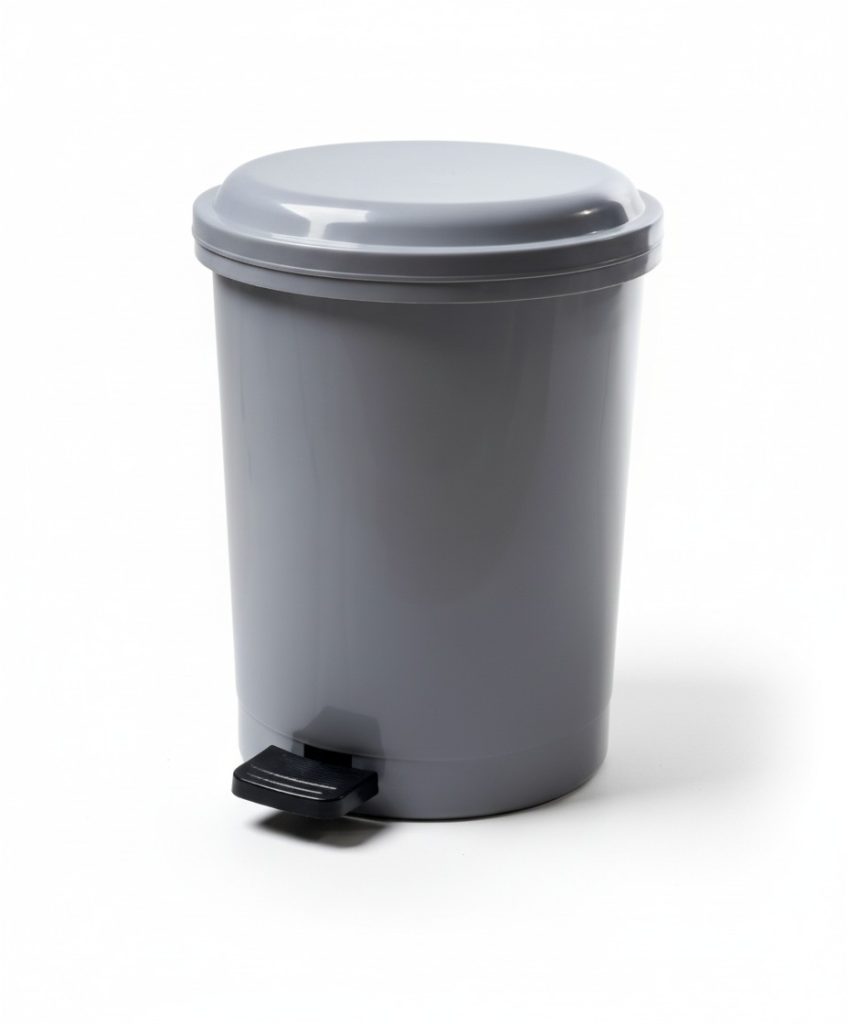 18 litre step pedal bin in grey colour.
