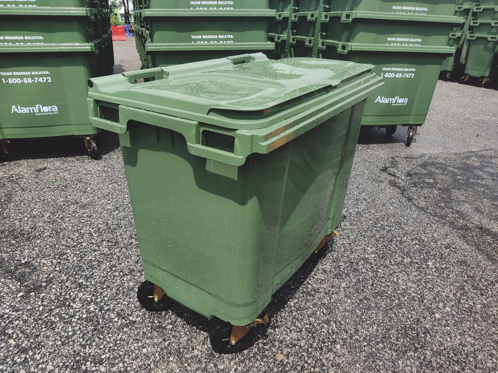 MGB660 Four Wheel Bin 