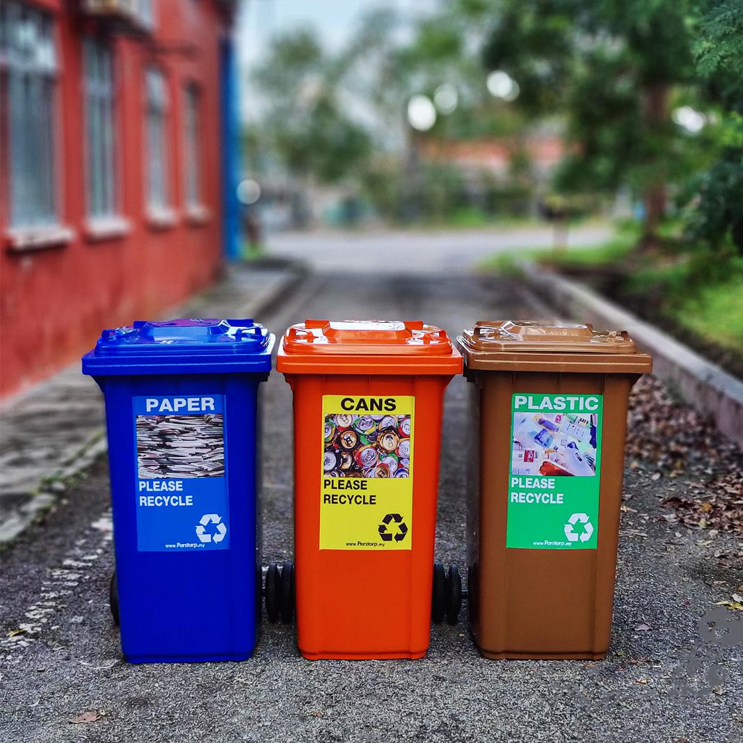 The MGB240 Recycling Set 